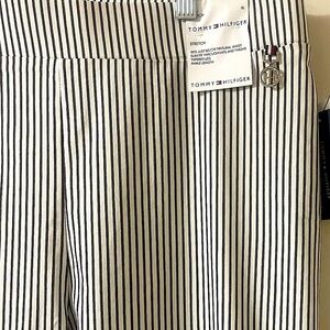 Tommy Hilfiger Preppy Navy & White Striped XLg StretchTapered Leg Ankle Pants